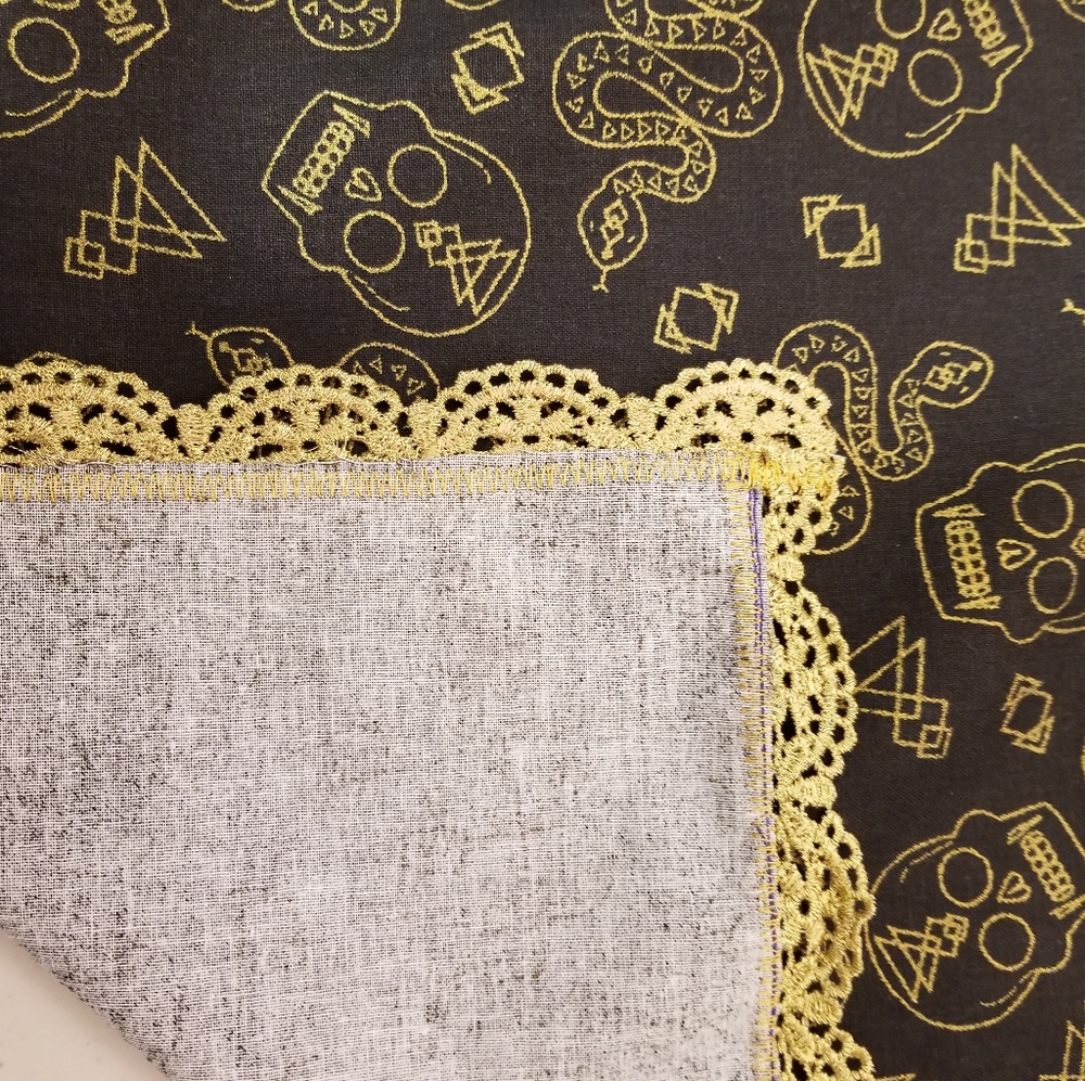Handmade Table Runner/Centerpiece Set - Picture 6 of 6